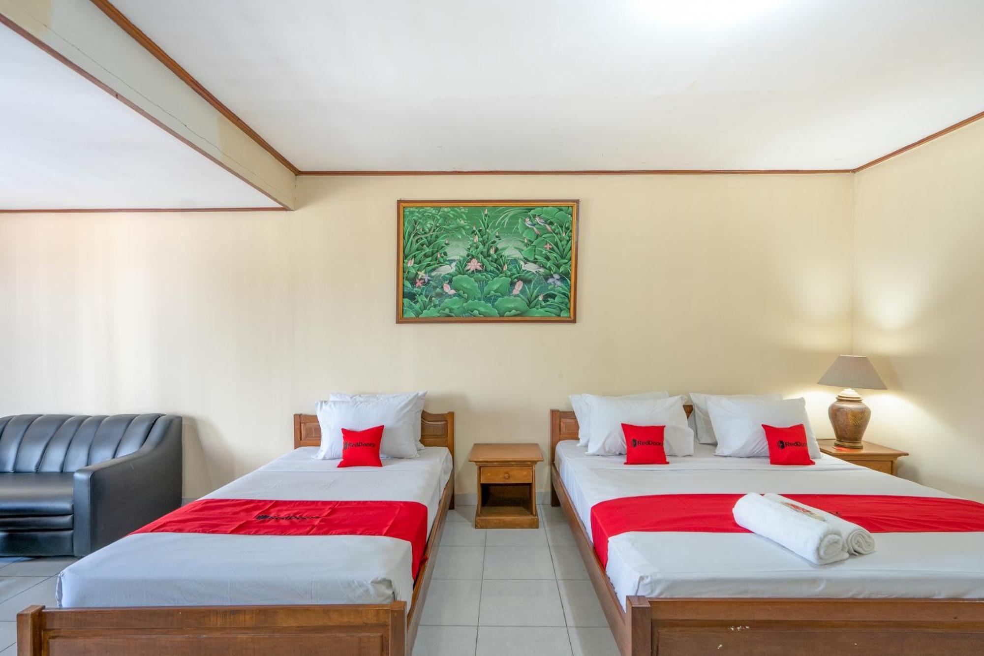 Reddoorz Plus At Mahajaya Hotel Denpasar Exterior foto